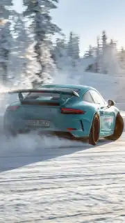 Car Wallpapers HD capture 3